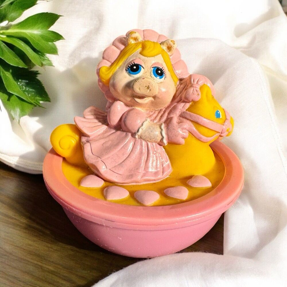 1989 Remco Muppet Babies Miss Piggy Baby Weeble Wobble Rattle Toy